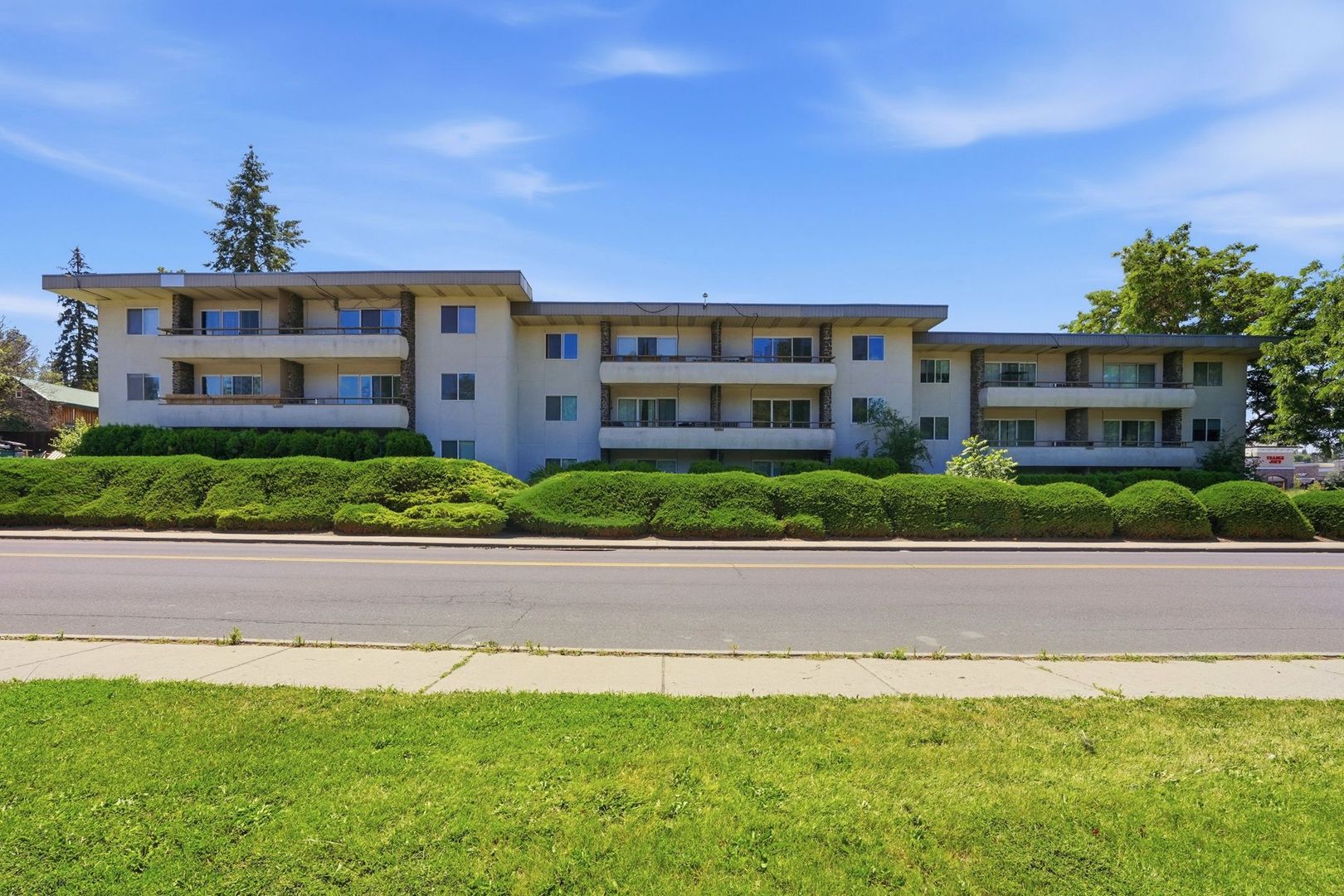 Spokane Apartment: 3102 E 27th Ave