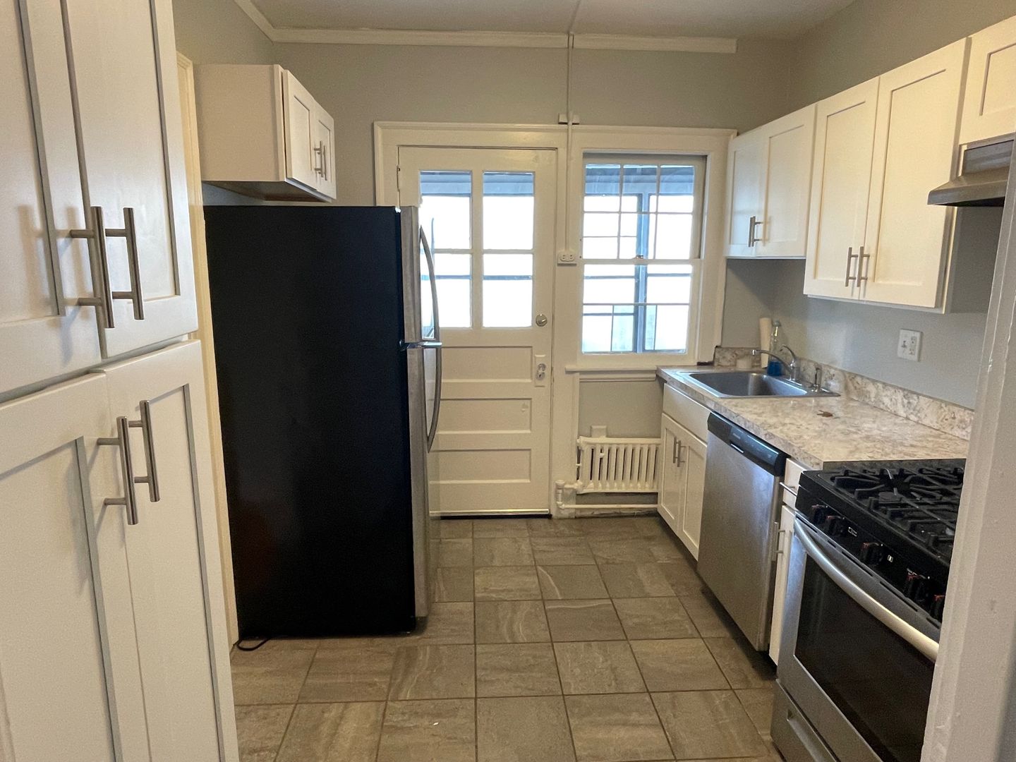 West Hartford Apartment: Farmington Avenue