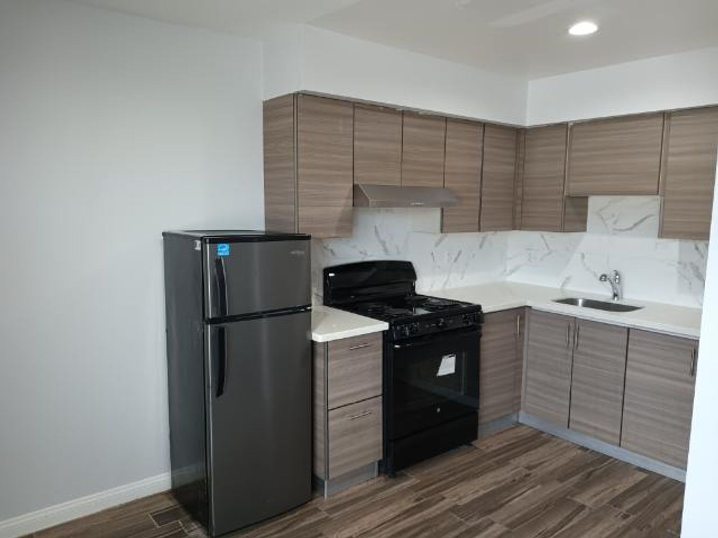 Las Vegas Apartment: 2409 Sunrise Avenue