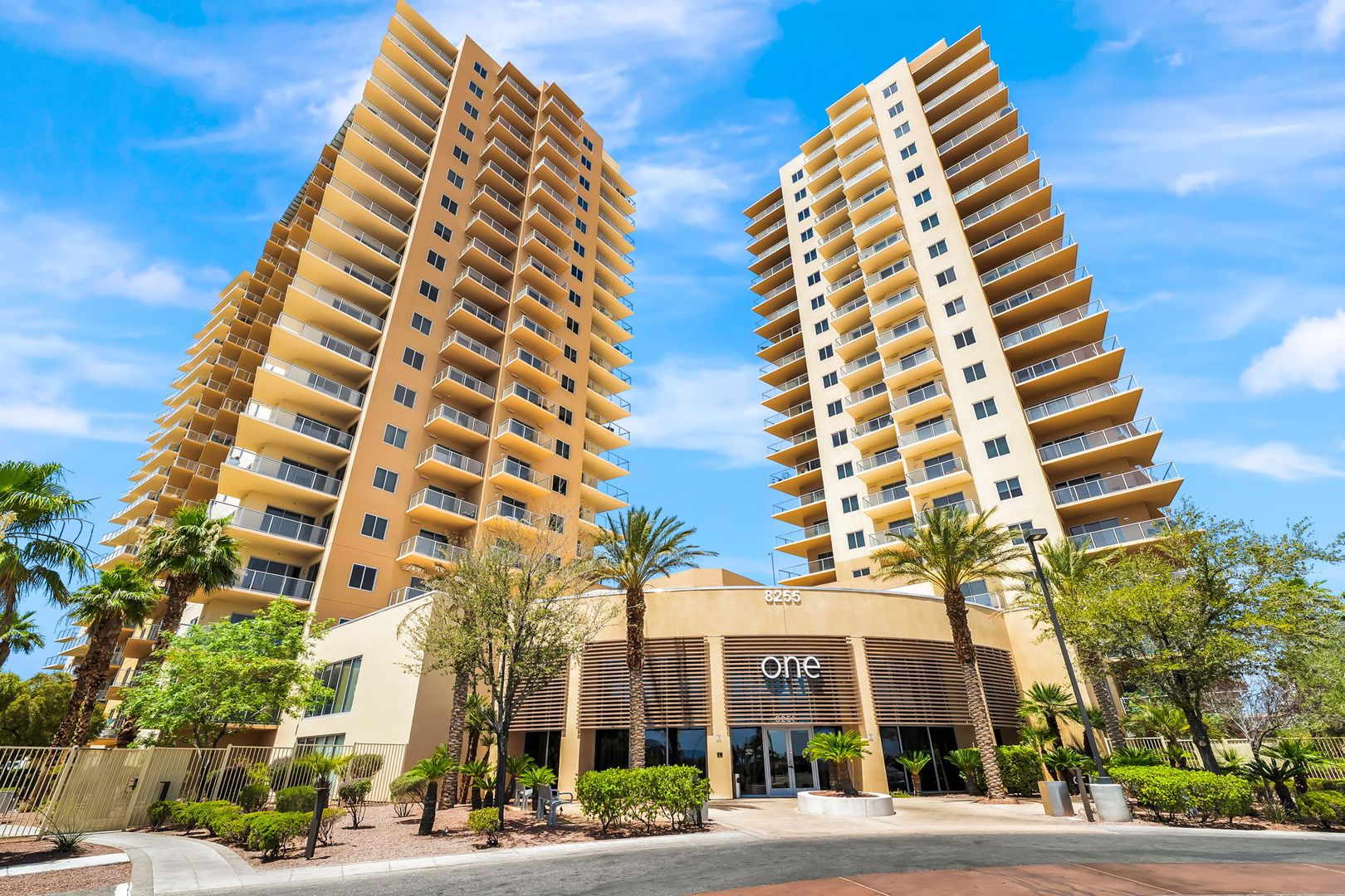 Las Vegas House: 8255 South Las Vegas Boulevard #1117