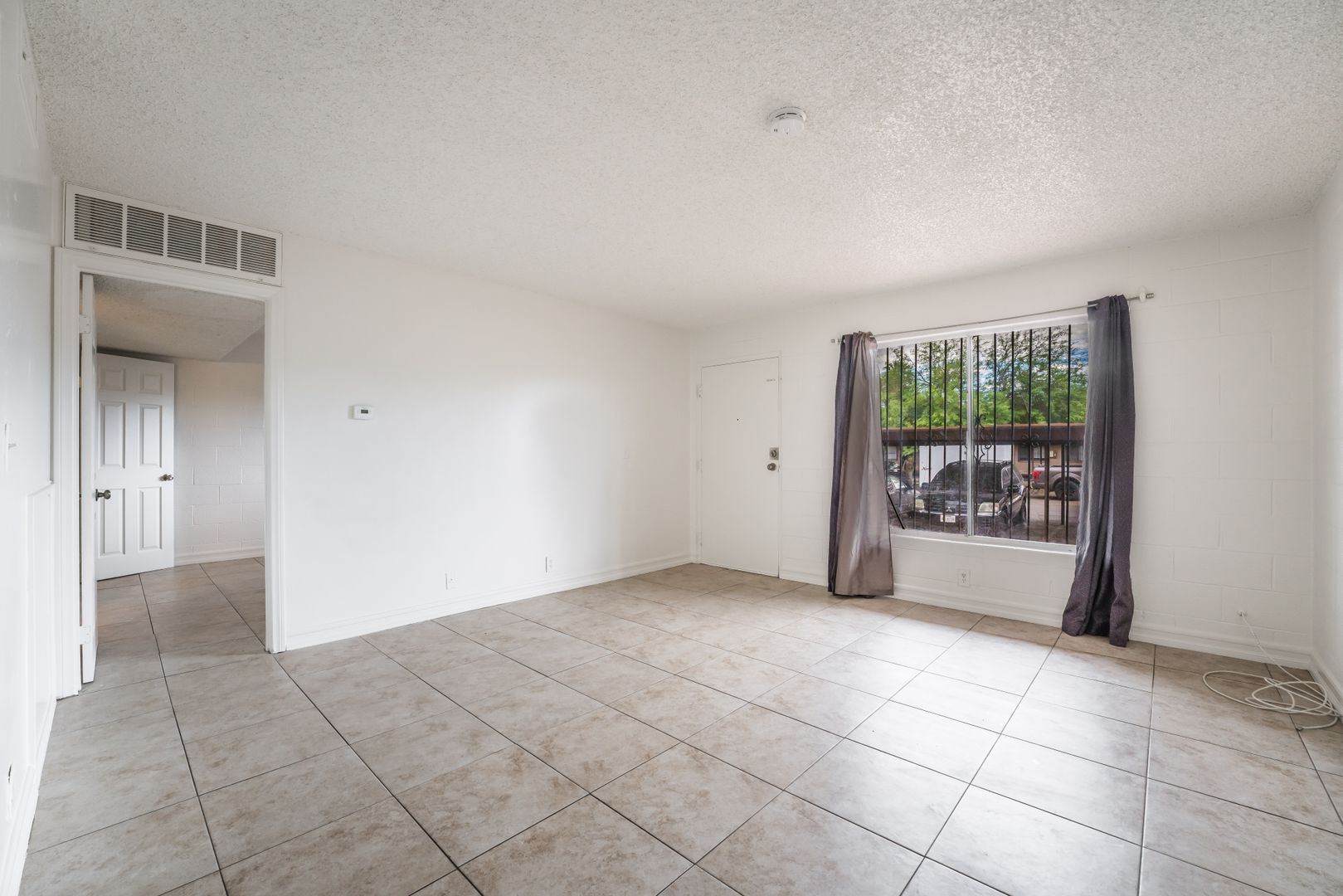 Las Vegas Condo: 585 S Royal Crest Circle