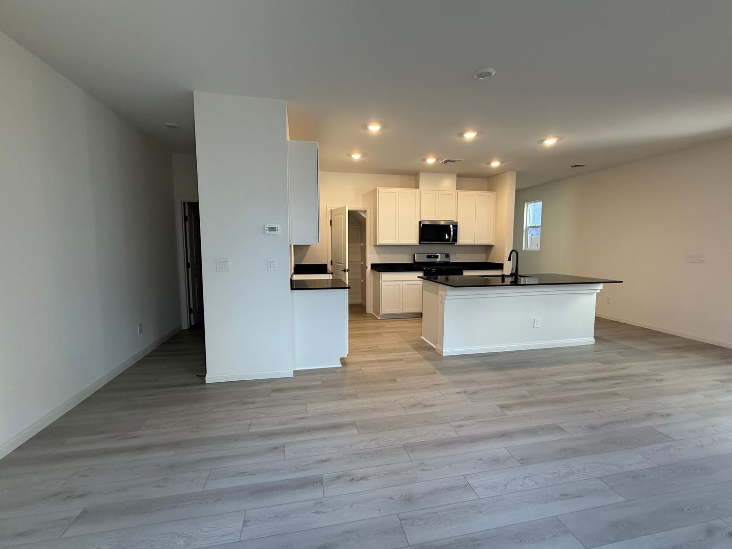 Las Vegas House: 9113 Rivington Ave