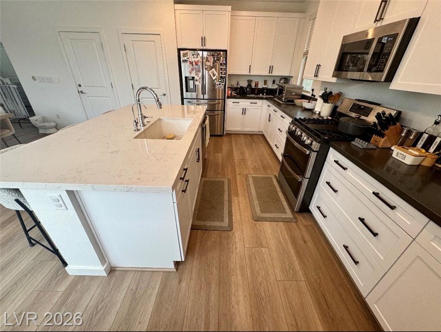 Emerson Creek 724 (LH) 3 of 5