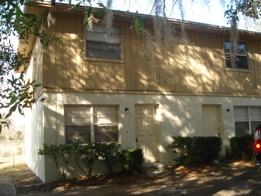 Convenient 2 Bedroom Townhome Near UCF & Full Sail – Available Now! – photo 1
