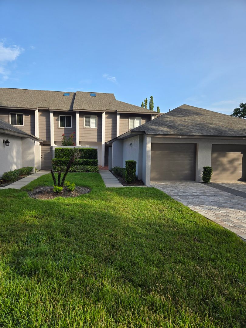 ALTAMONTE SPRINGS House: 110 OLIVE TREE CIR