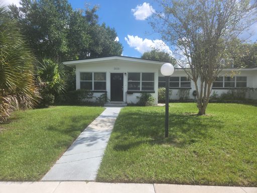 2/1 duplex with carport in Winter Park – photo 1