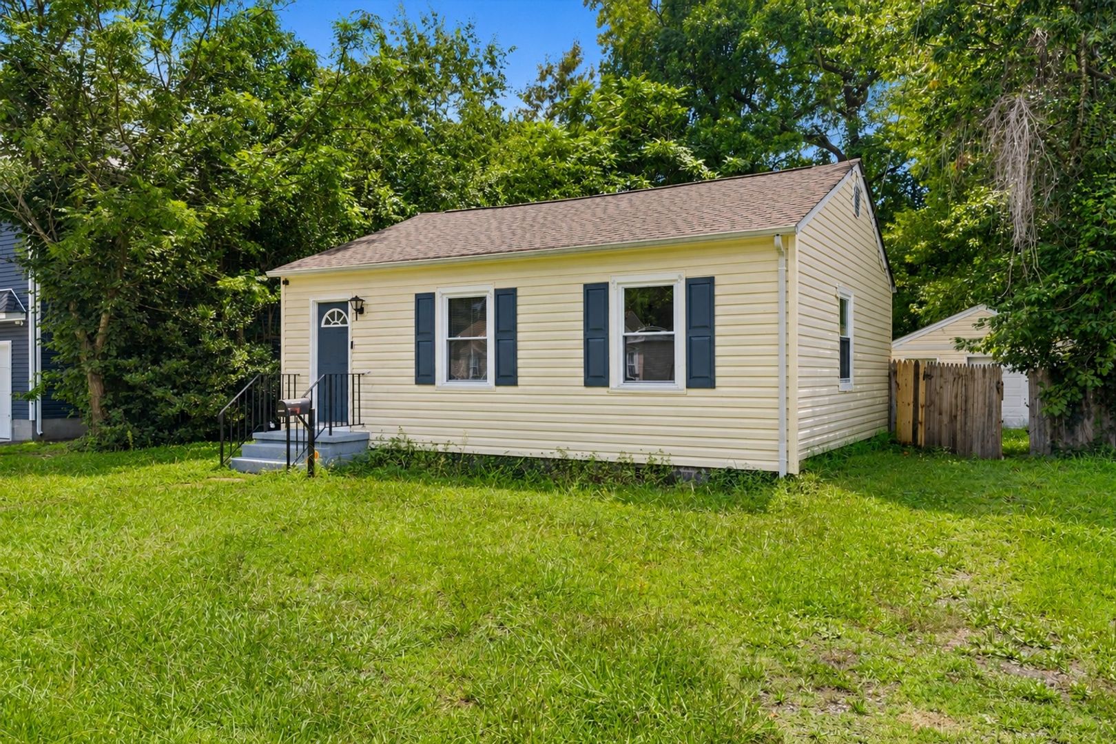 Chesapeake House: 2604 Omar St