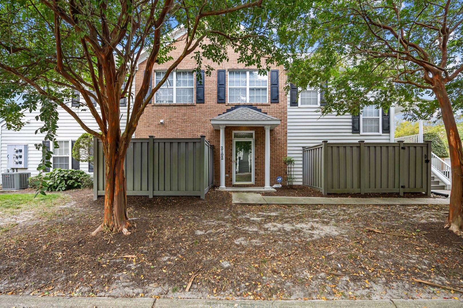 Virginia Beach House: 2102 Verona Quay