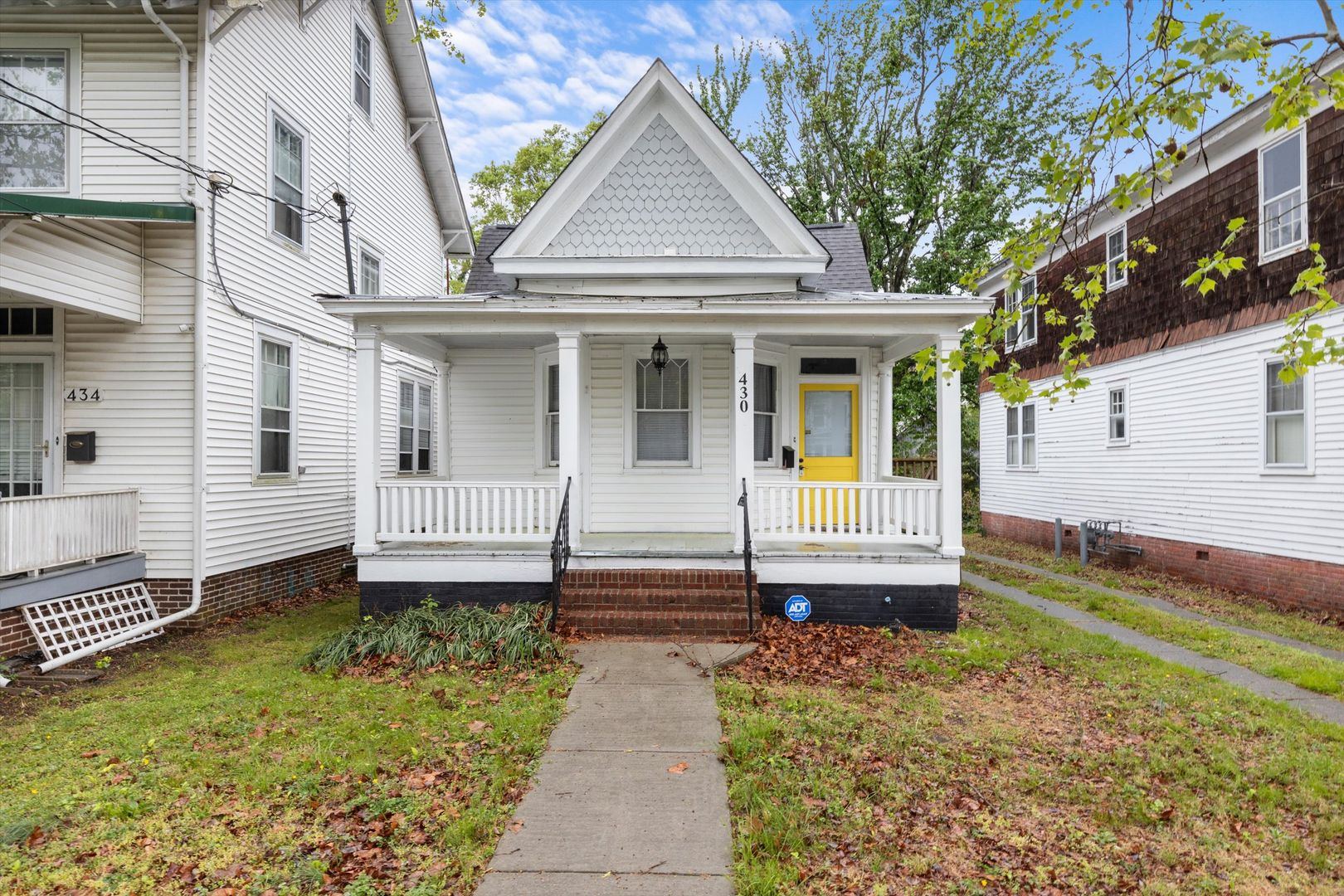 Portsmouth House: 430 Mt Vernon Ave