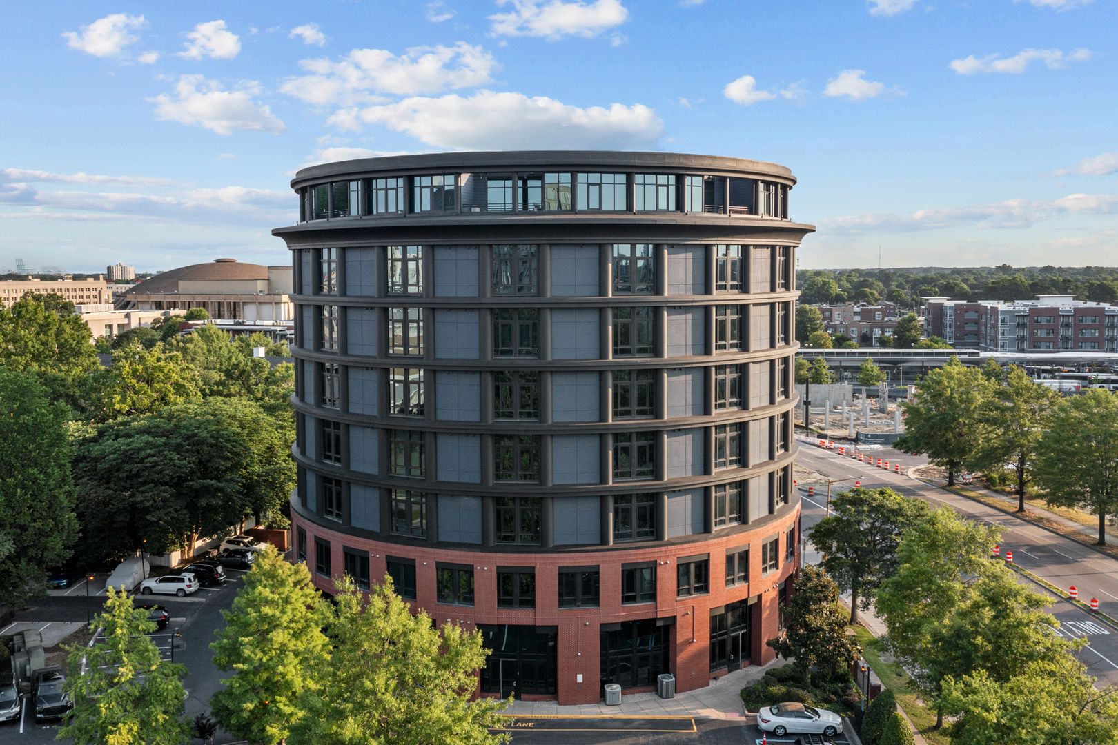 Norfolk Condo: 415 Saint Pauls Boulevard