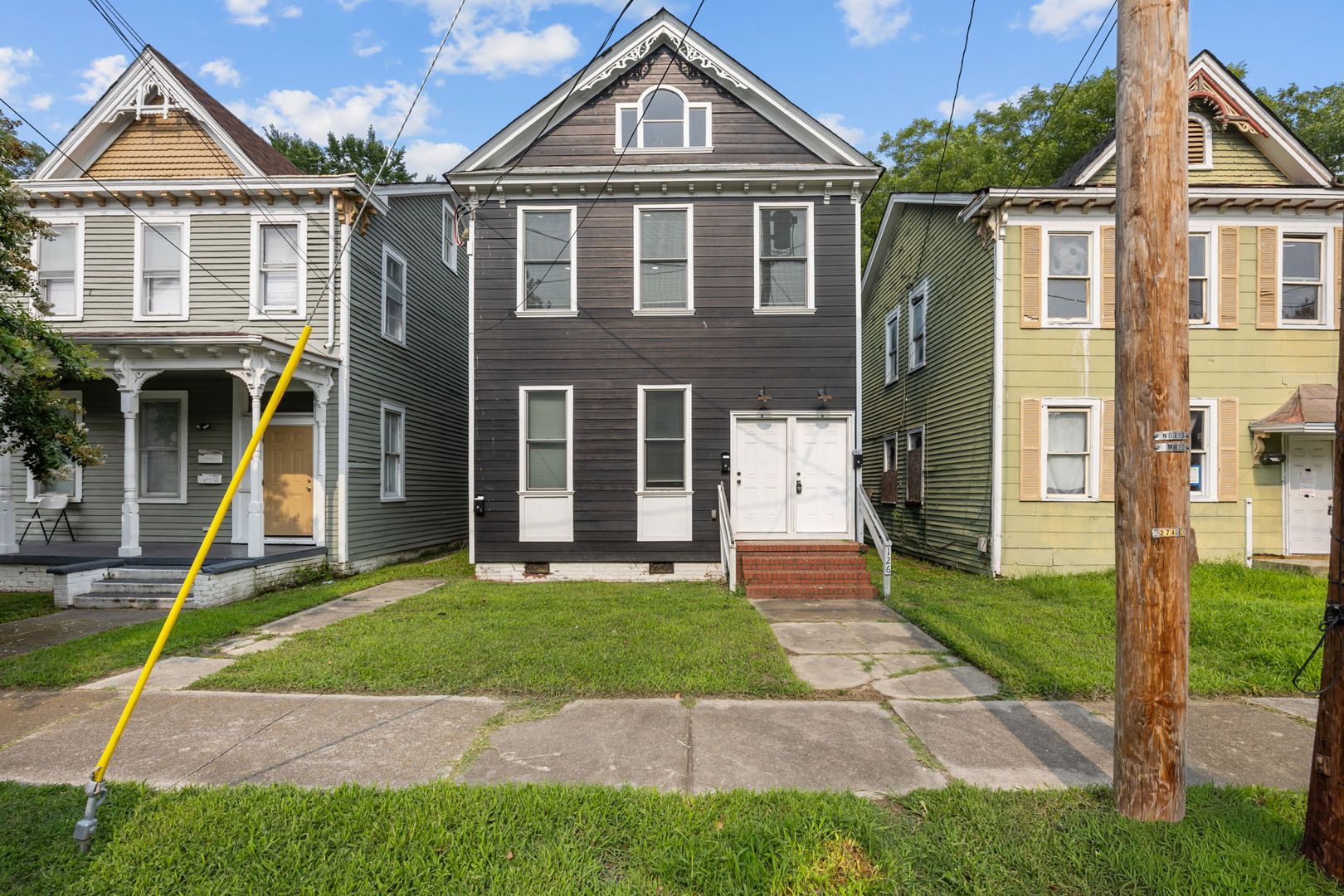 Portsmouth Apartment: 126 Linden Avenue