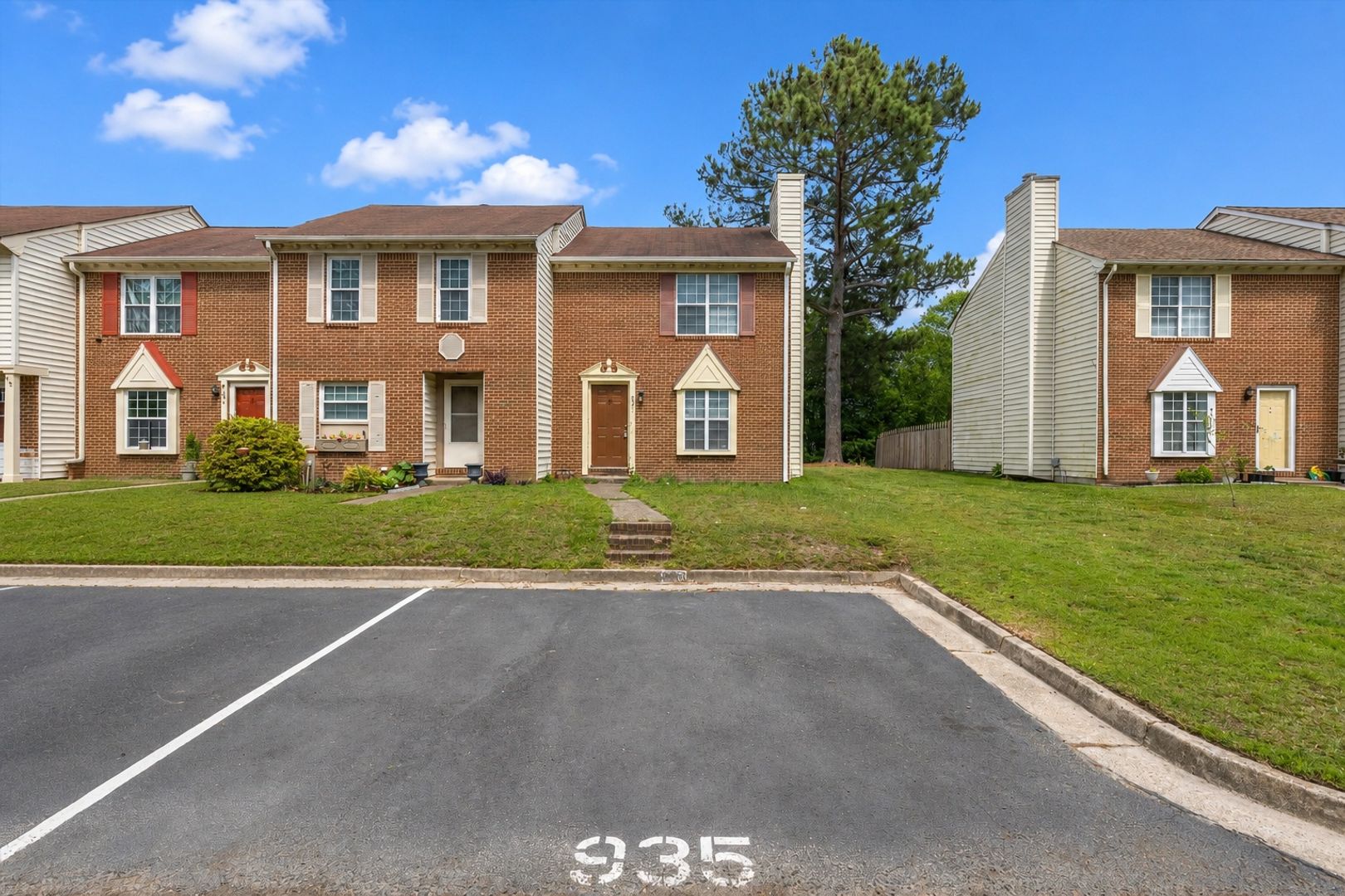 Chesapeake Townhome: 935 Still-Harbor Circle