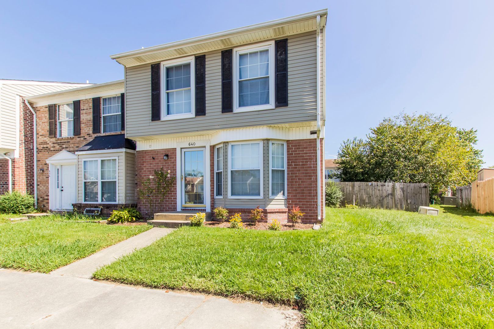Virginia Beach House: 640 Counselor Square