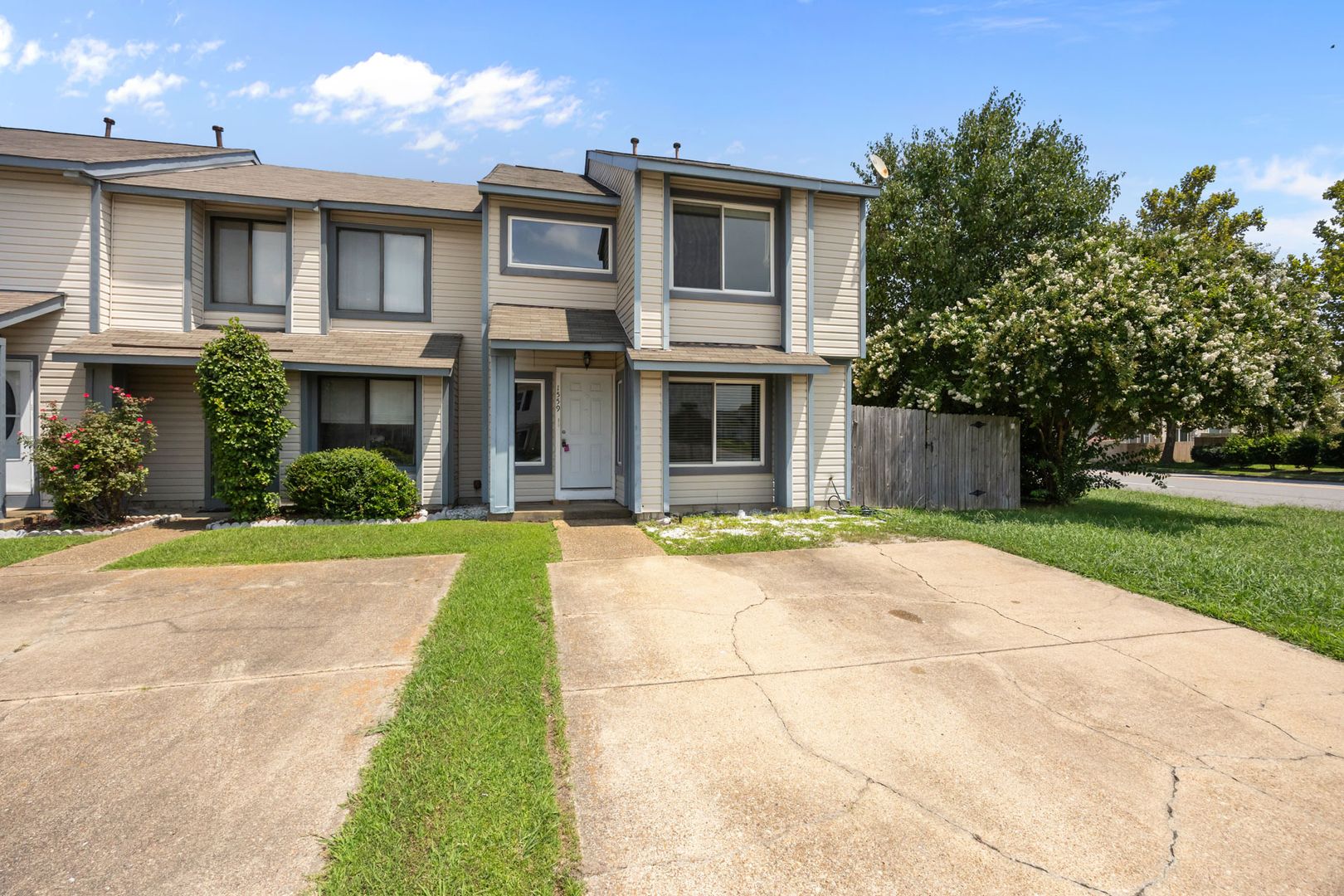 Virginia Beach House: 1559 Sword Dancer Dr