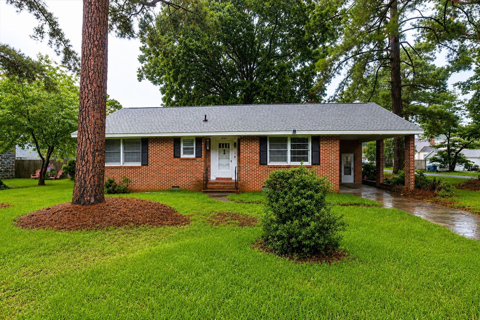 Portsmouth House: 4200 Dartmouth Street