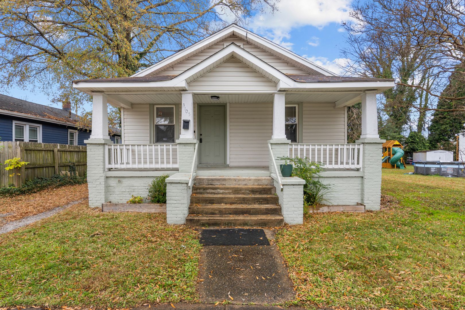 Norfolk House: 3105 Somme Ave