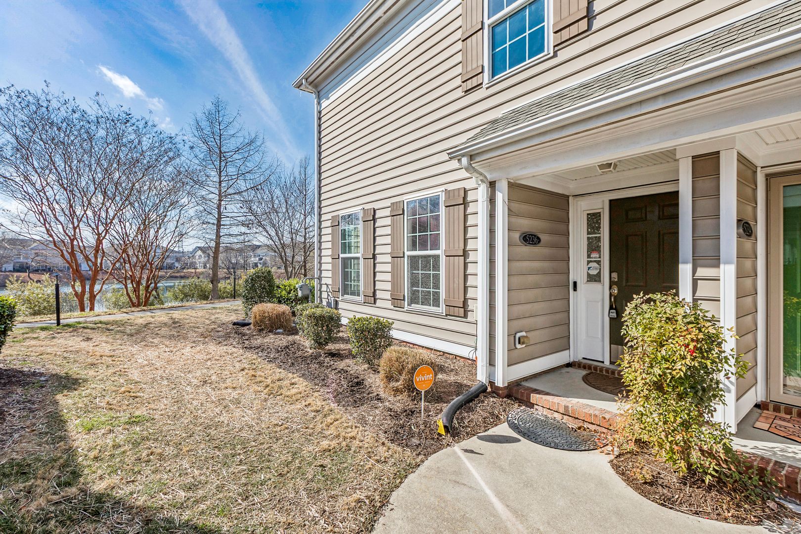 Suffolk House: 5236 Moreland St