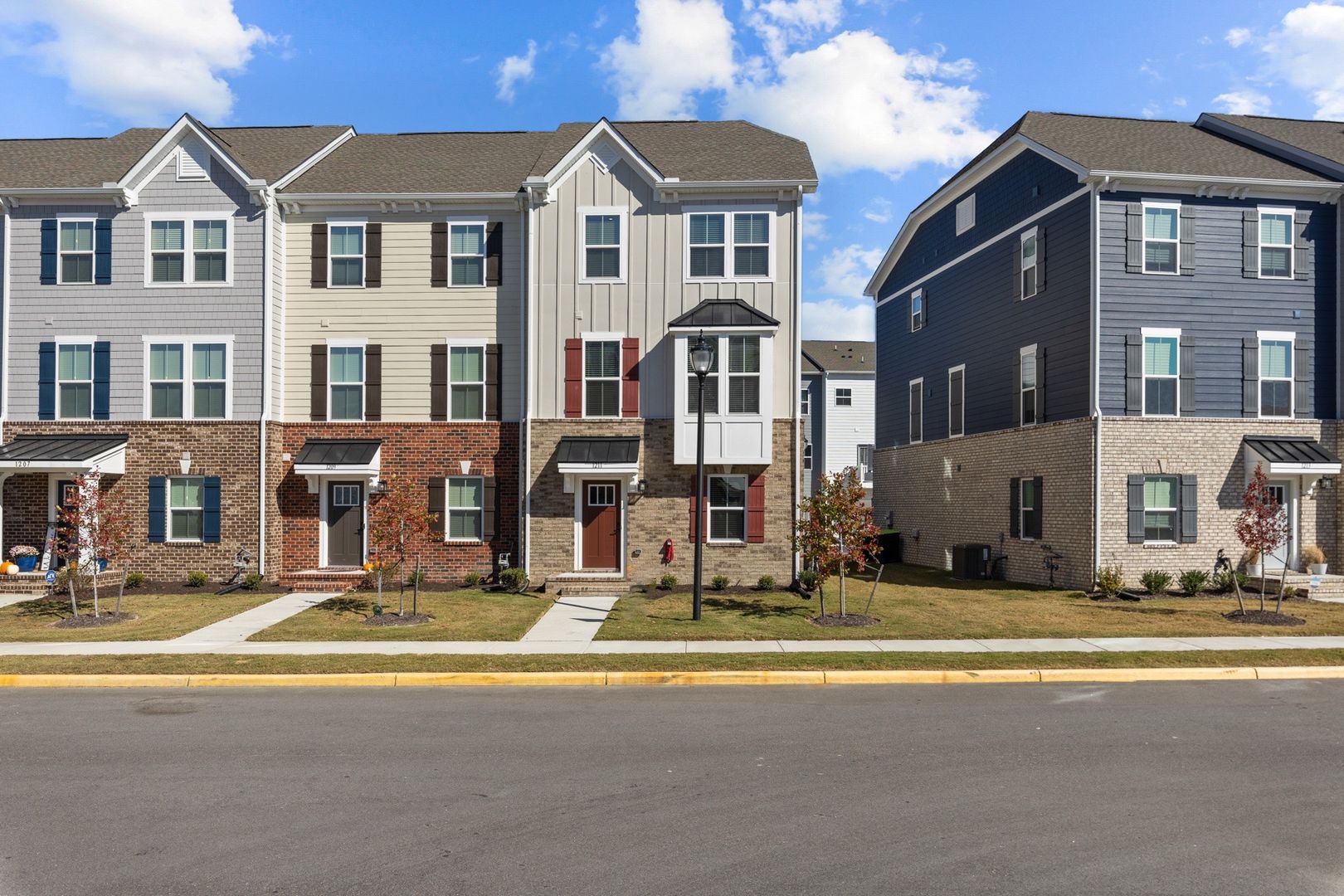 Suffolk Townhome: 1211 Worden Way