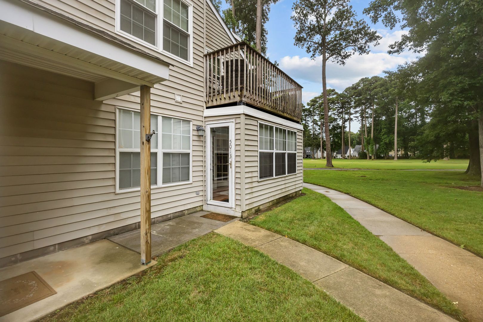 Virginia Beach House: 5013 Thatcher Way