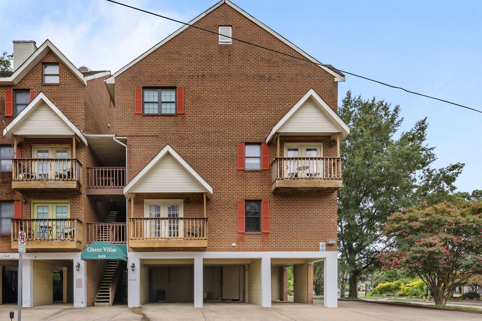 Norfolk Condo: 849 Baldwin Ave
