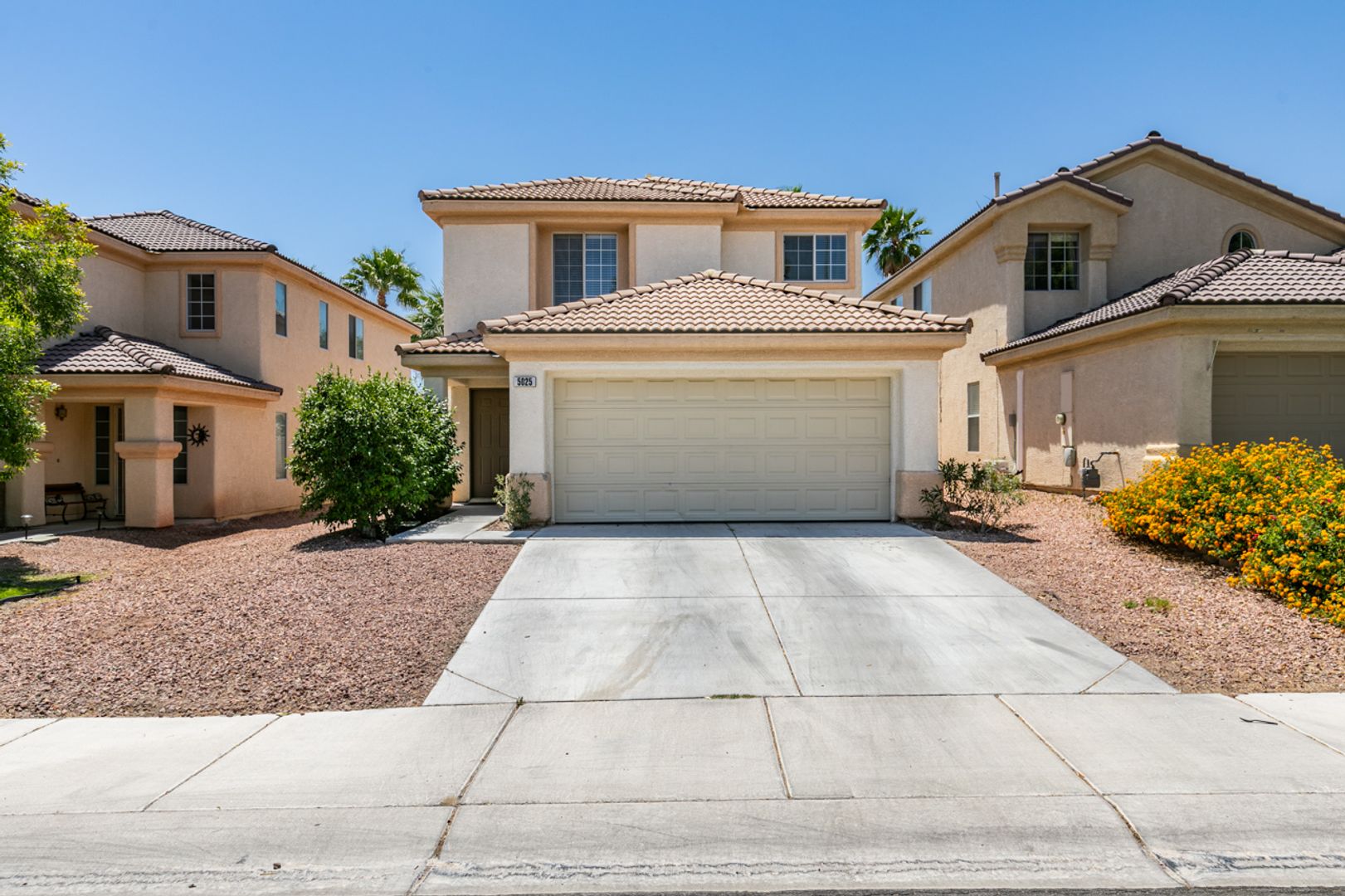 North Las Vegas House: 5025 Glittering Star Ct