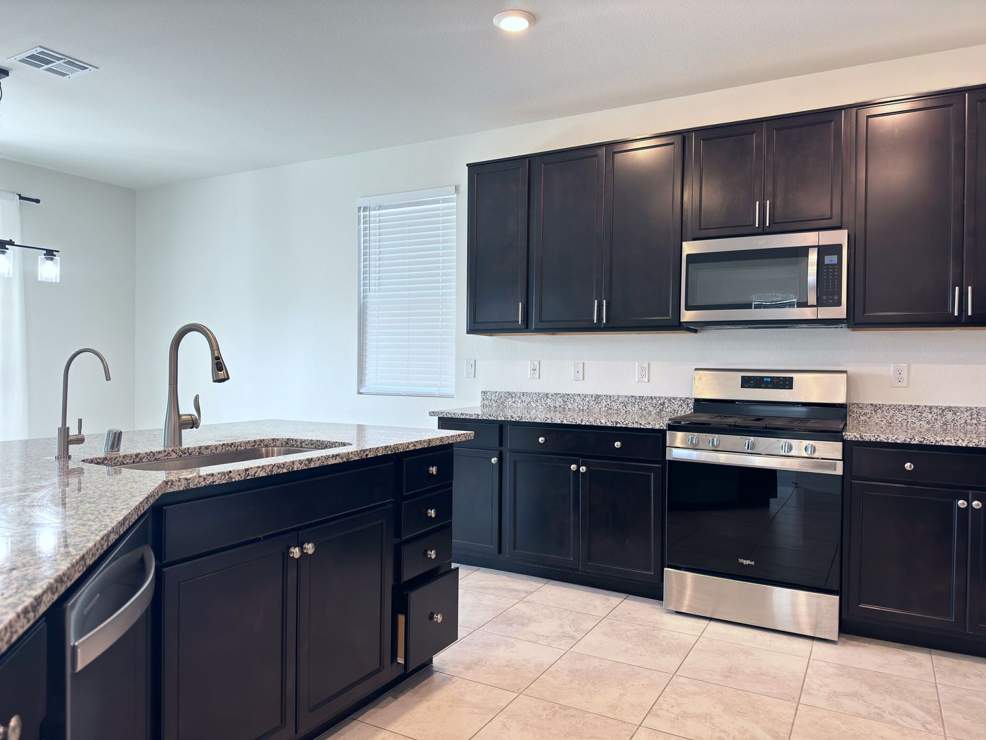 Henderson House: 2900 Aragon Terrace Way