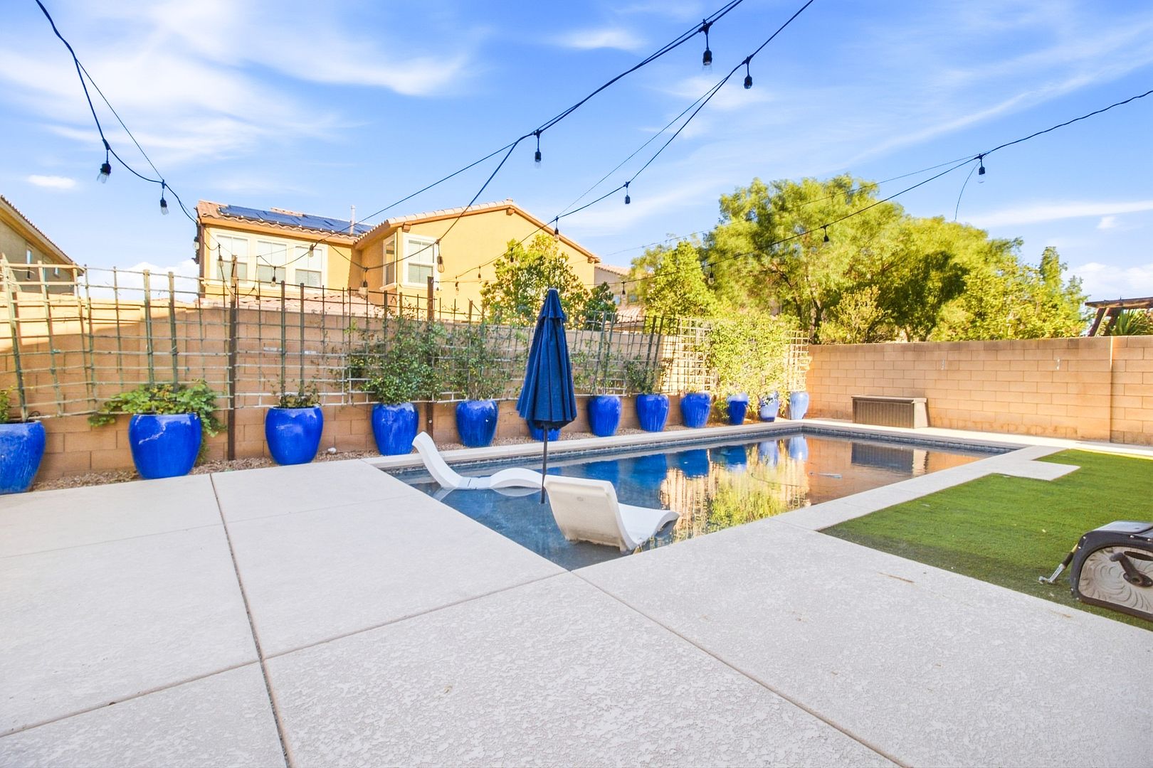 Pool at 2182 Trivero St Henderson, Nv 89044 (2 of 8)