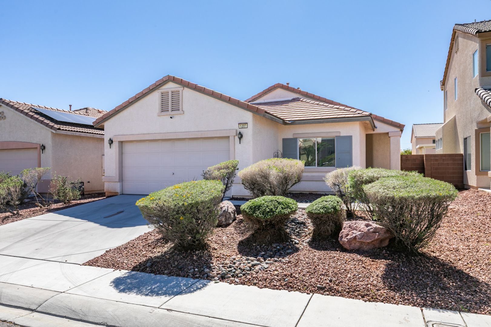 North Las Vegas House: 1209 Echo Beach Ave