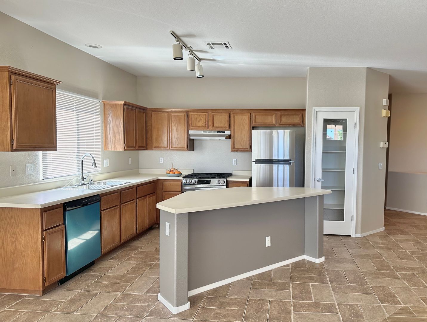 North Las Vegas House: 1109 Malibu Sands Avenue