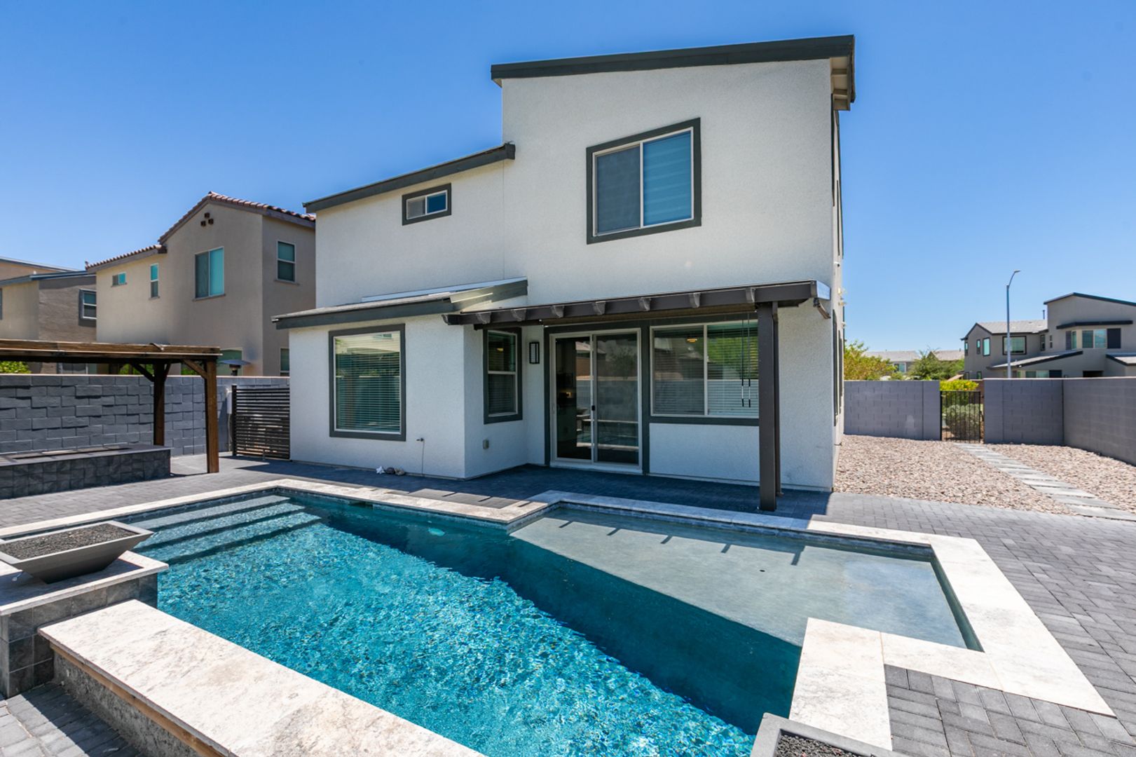 North Las Vegas House: 6915 Fordham Creek St