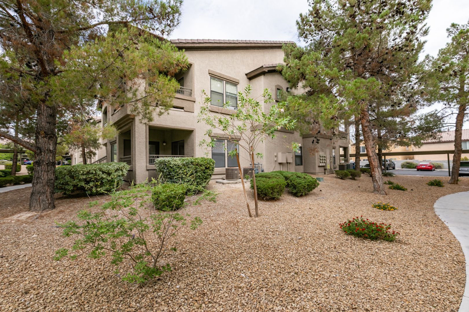 Las Vegas House: 8250 N Grand Canyon Dr