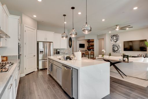 BEAUTIFULLY FULLY FURNISHED 4 BEDROOM 3.5 BATH HOME IN 89138 – photo 1