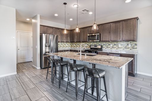 Beautiful 3-Bedroom Home with Private Pool in Guard-Gated Tuscany Community! – photo 1