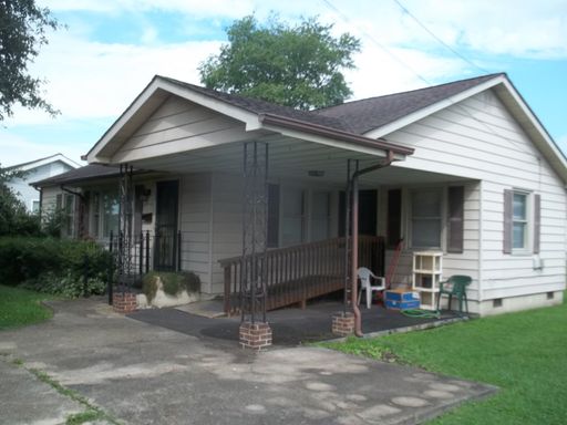 824 Oakdale Road – photo 1