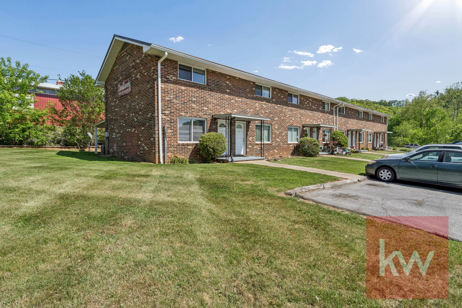 Kingsport Apartment: 340 E Carters Valley