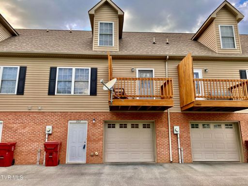 2-Bdrm, 2-Bth, Townhome - Near ETSU, JC Med Center & VA – photo 1