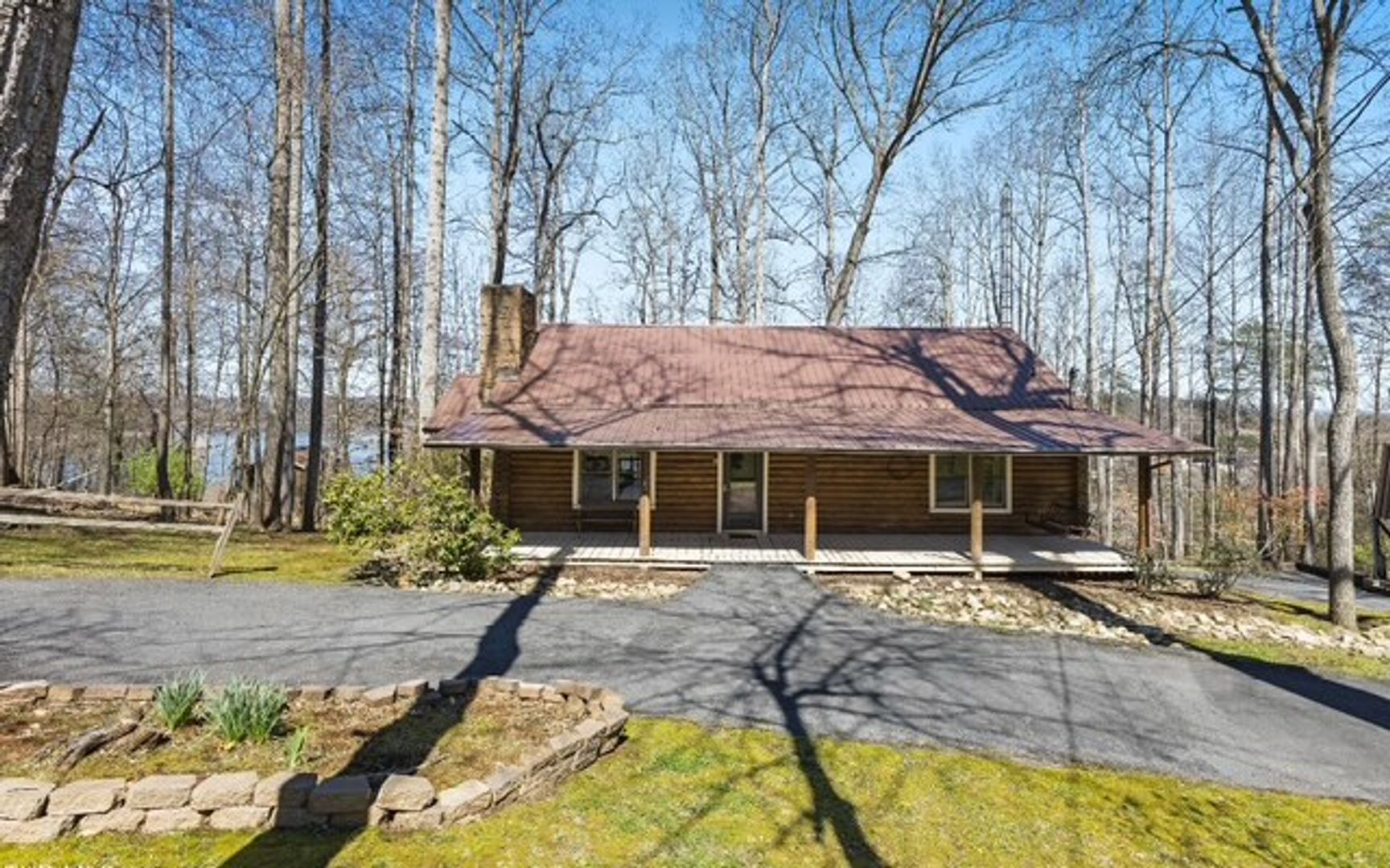 Gray House: 138 Madelyn Drive