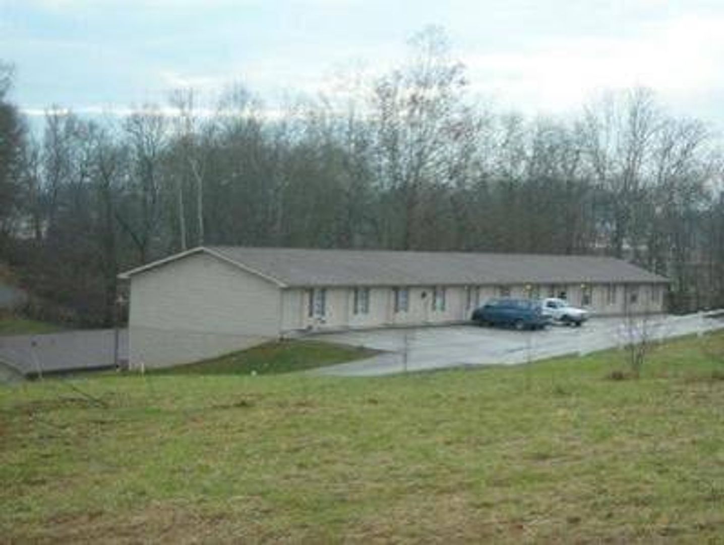 Seymour Apartment: 11735 Chapman HWY