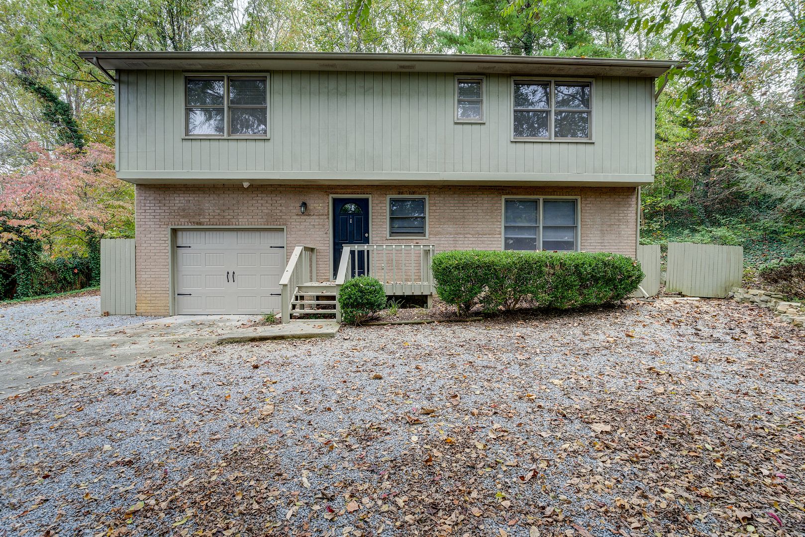 Johnson City Apartment: 1312 N Barton St