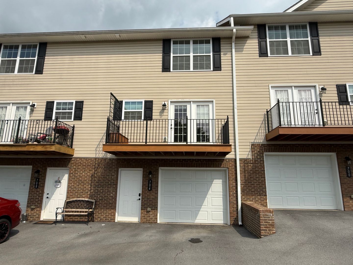 Johnson City Condo: 704 Grays Point Ct