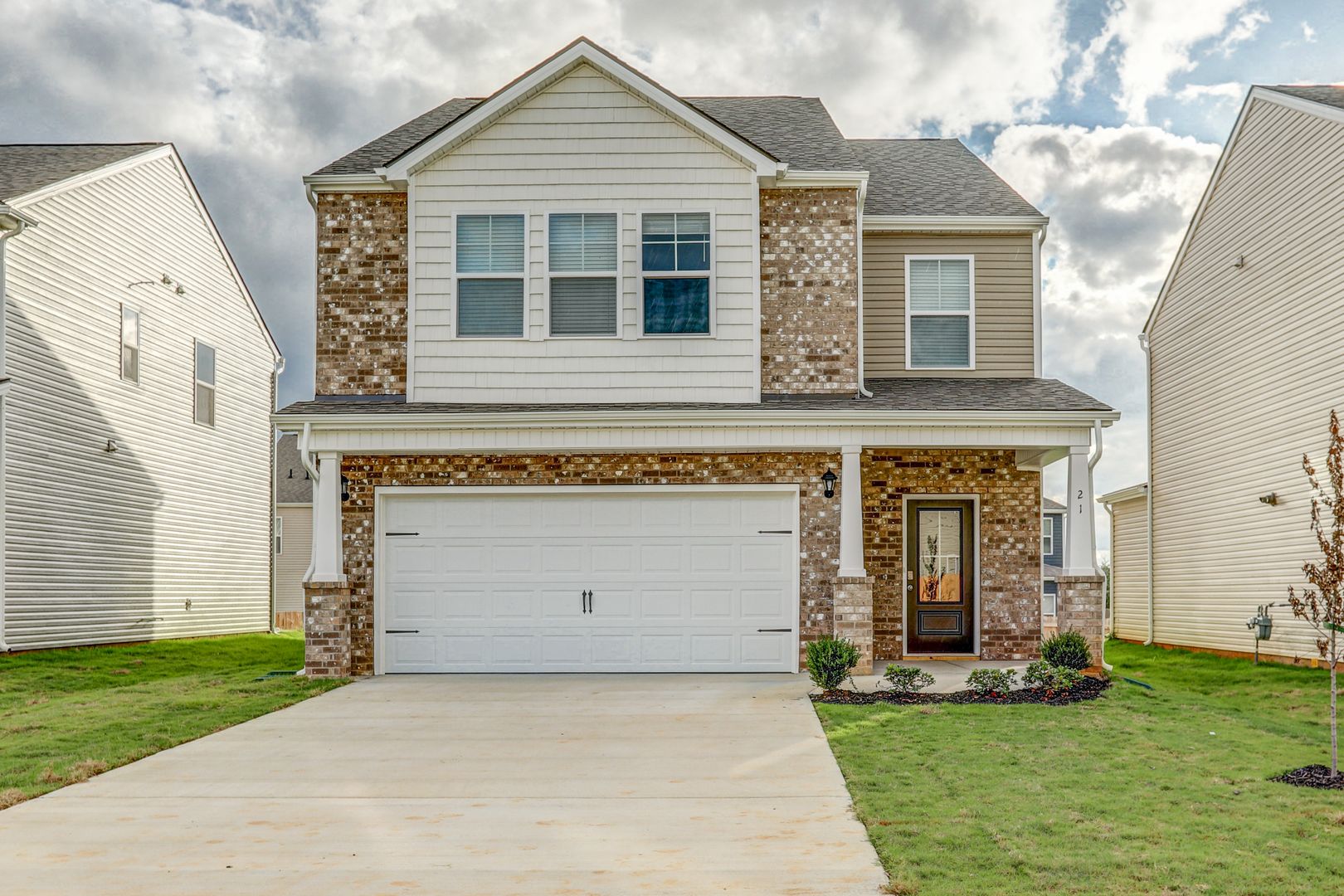 Johnson City House: 21 Garnet Court