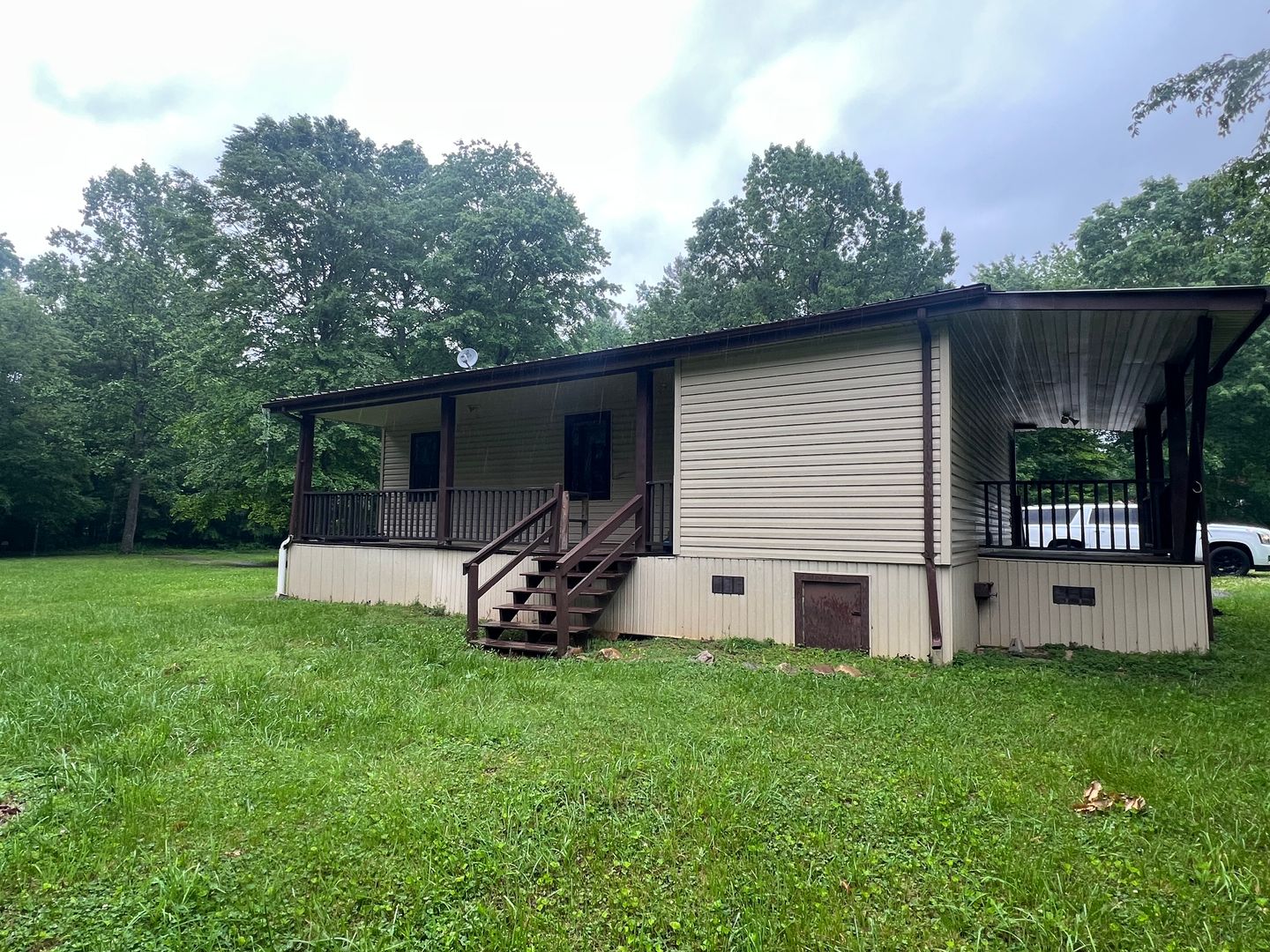 Unicoi House: 150 Scenic Apt Road