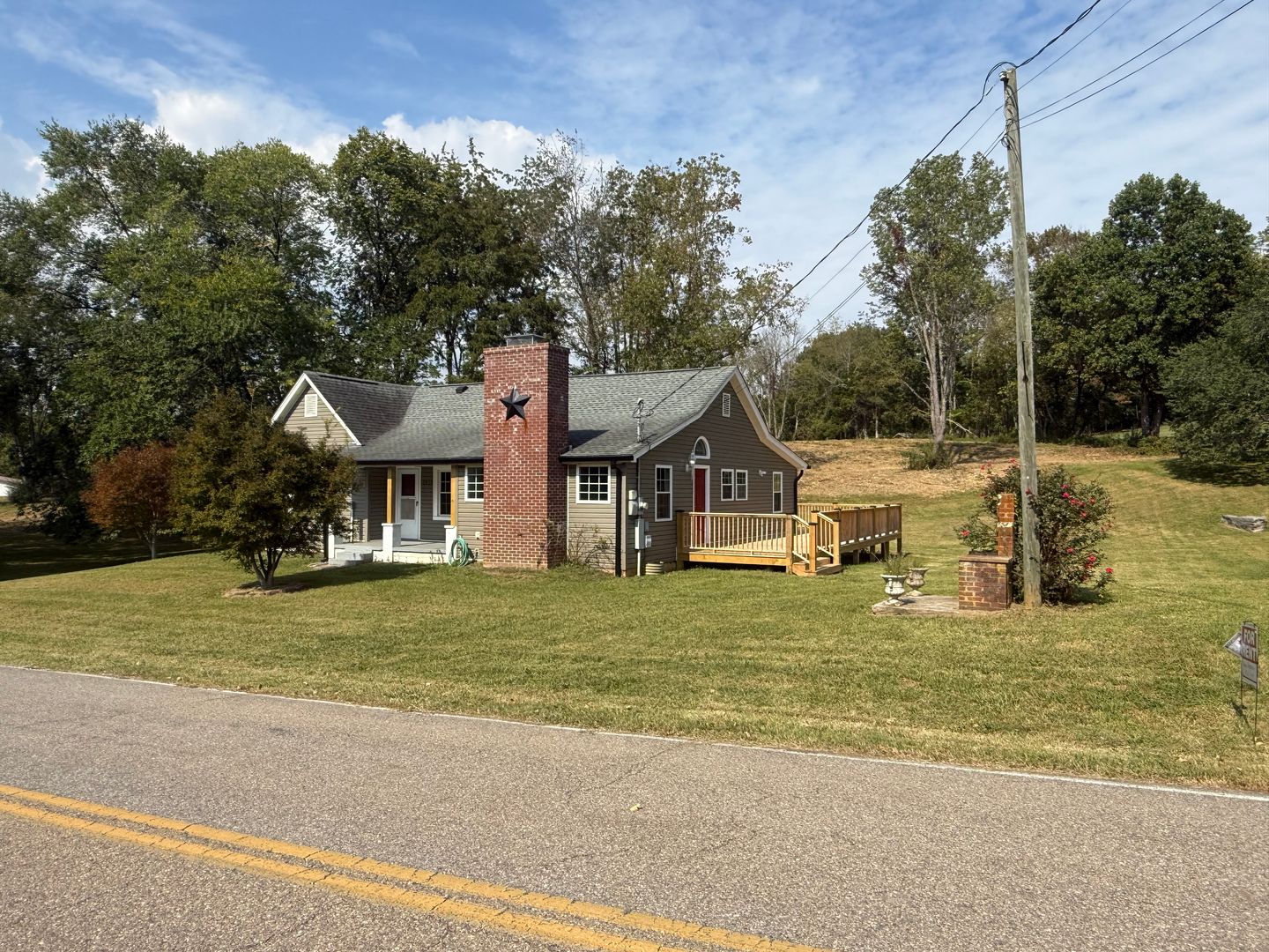 Blountville House: 1414 Muddy creek