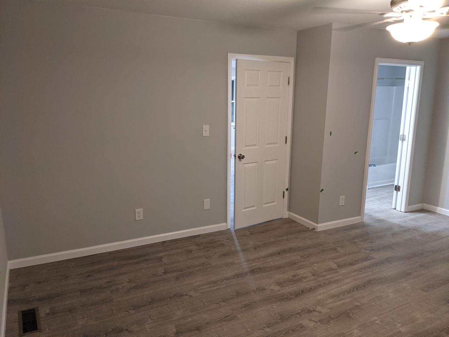 Johnson City House: 422 S. Austin Springs Rd