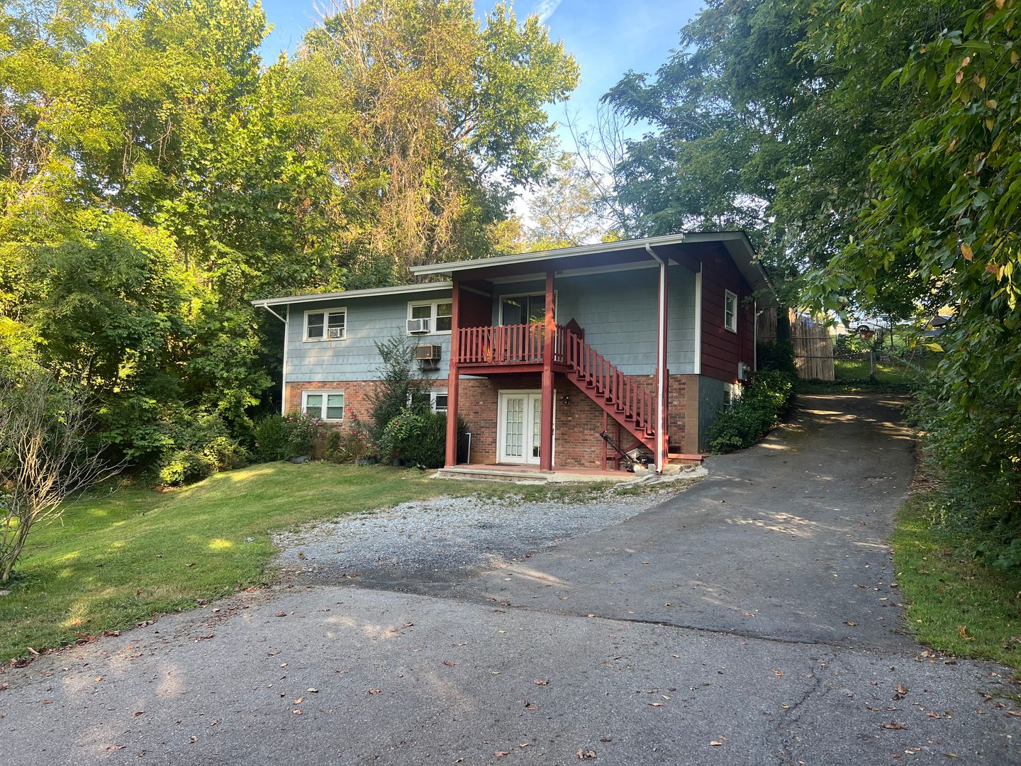 Johnson City Apartment: 8 Vine Lane