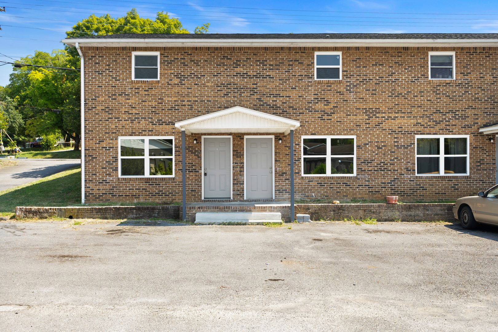 Rogersville Apartment: 705 W Broadway St