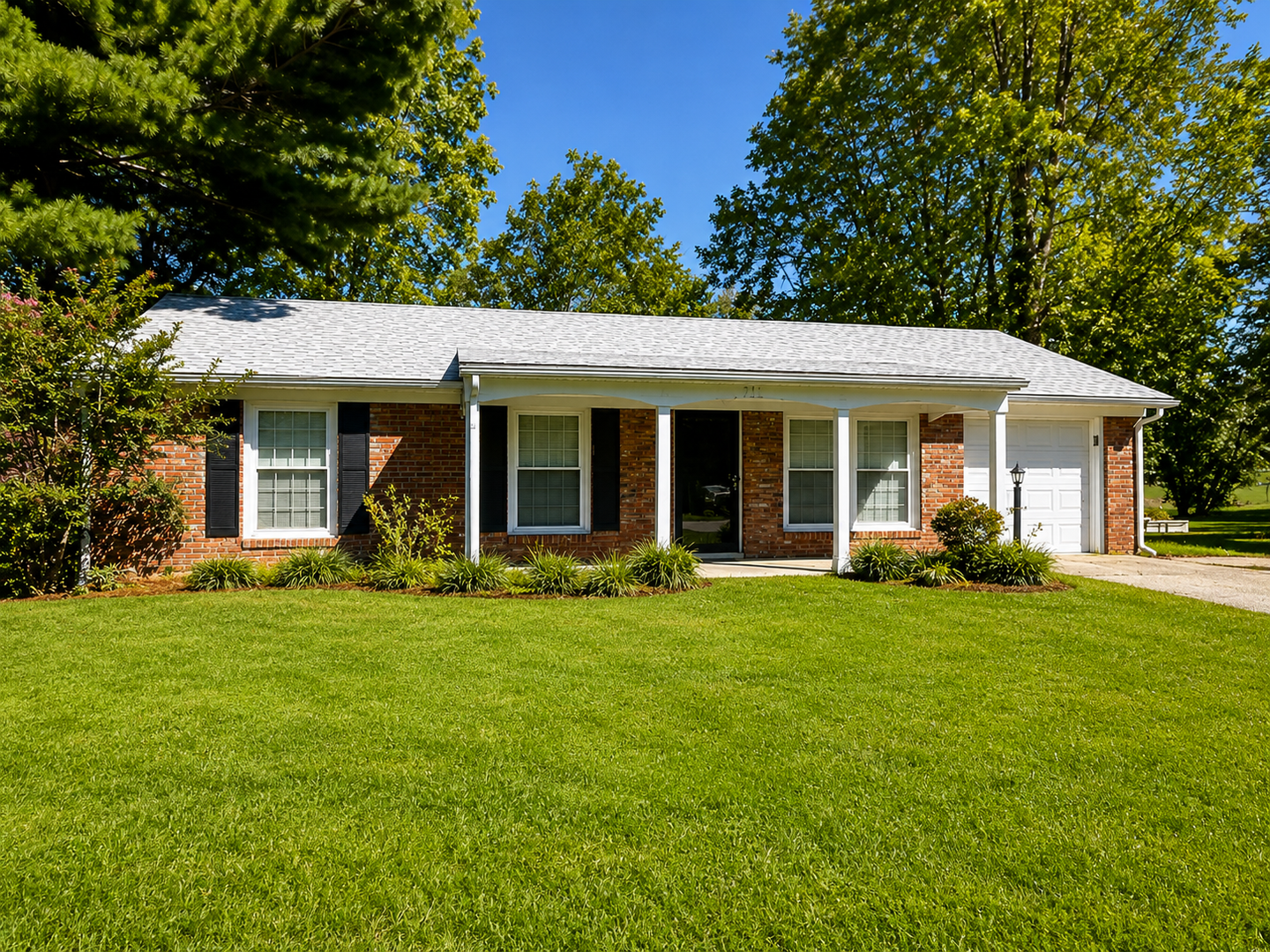 Louisville House: 701 Marengo Dr