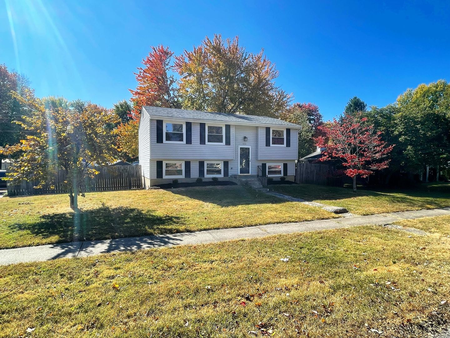 Louisville House: 5516 Hasbrook Drive