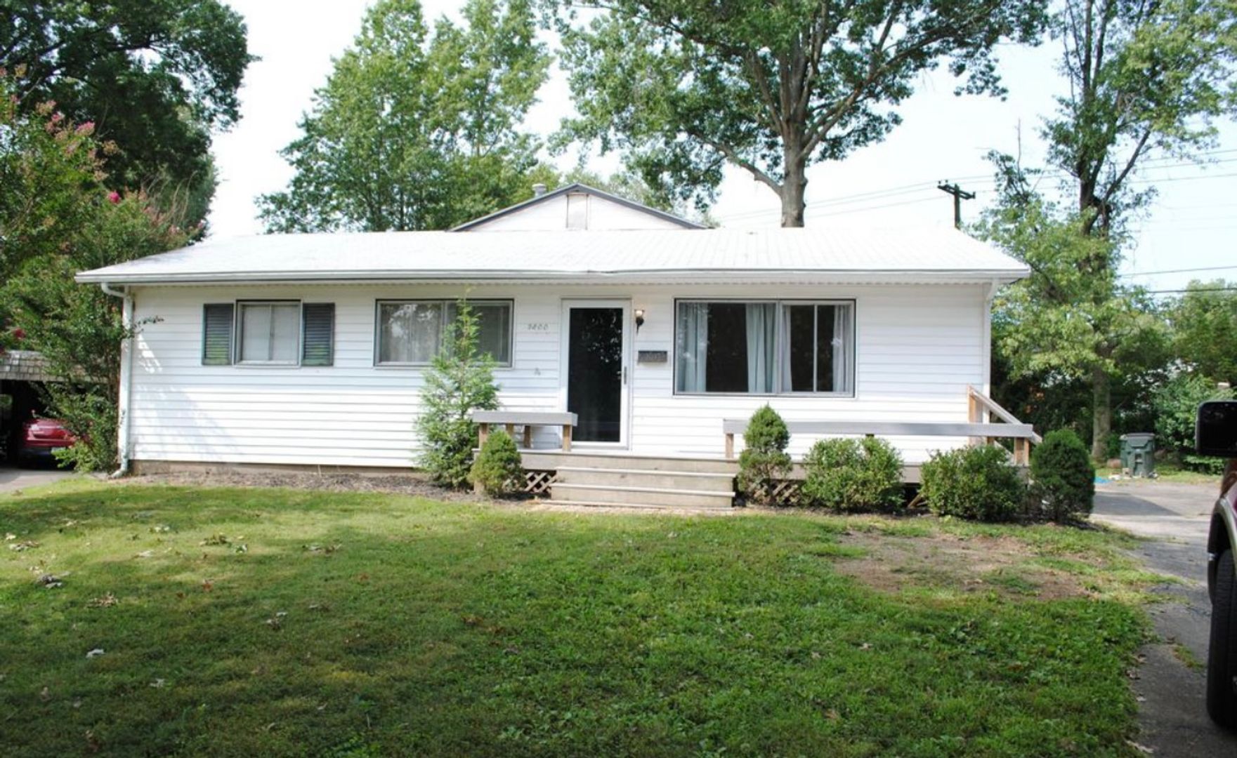 Louisville House: 9800 Orlandi Ct