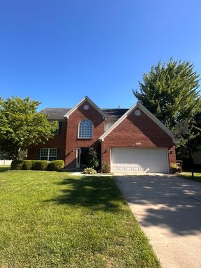 Spacious 4-Bedroom Home in Prospect – Lawn Care Included!